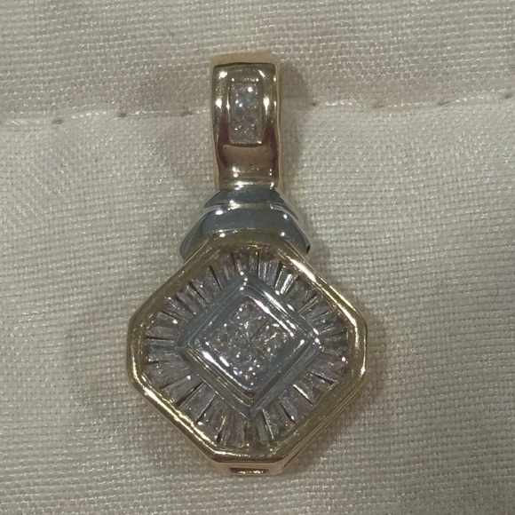 14kt Gold 1/2 karat pendant from Littmans!! - Picture 2 of 7